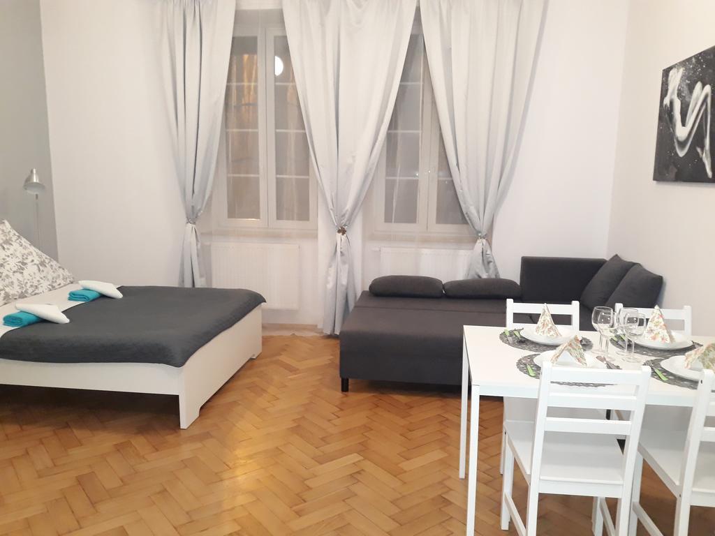 Apartments Poland Kazimierz คราคูฟ ภายนอก รูปภาพ